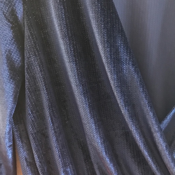 Velvet Romper - Picture 6 of 8